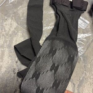 Gucci Lux GG logo Net Tights in Grey colour, GG KNIT TIGHTS size S or M